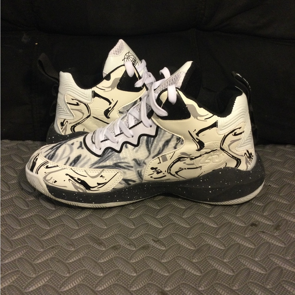 Sport 23 Basketball Shoes Men’s EU 45 - Picture 3 of 7
